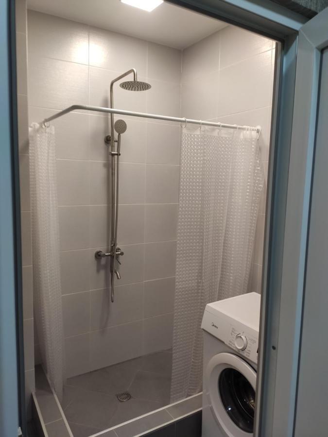 Real Palace Studio Батуми Экстерьер фото